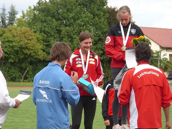 Elisa Leitner bei der Siegerehrung