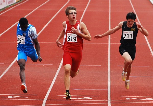 Finale 100m-Lauf der Sch�ler A M14 (Mitte Fabian M�ller)