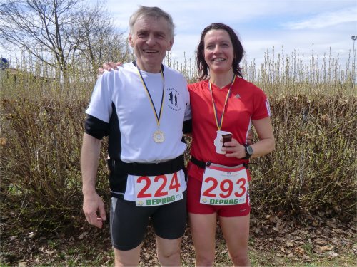 Konrad Schie&szlig;l und Karin Frankerl-Schmidt nach dem Halbmarathon