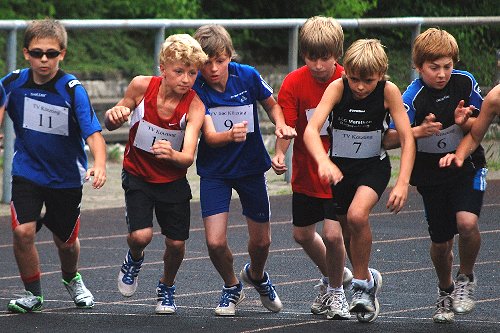 800m-Start mit Raphael Ramesch (zweiter von links)